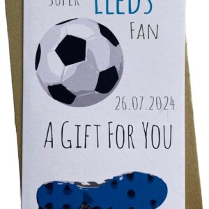 WHITE COTTON CARDS 1 X PERSONALISED BIRTHDAY MONEY WALLET - Leeds United The Peacocks The Whites Football Club FC (P-WBW-F23)