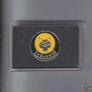 Wolverhampton Wanderers Wolves "1970's Esso" football badge in a fridge magnet