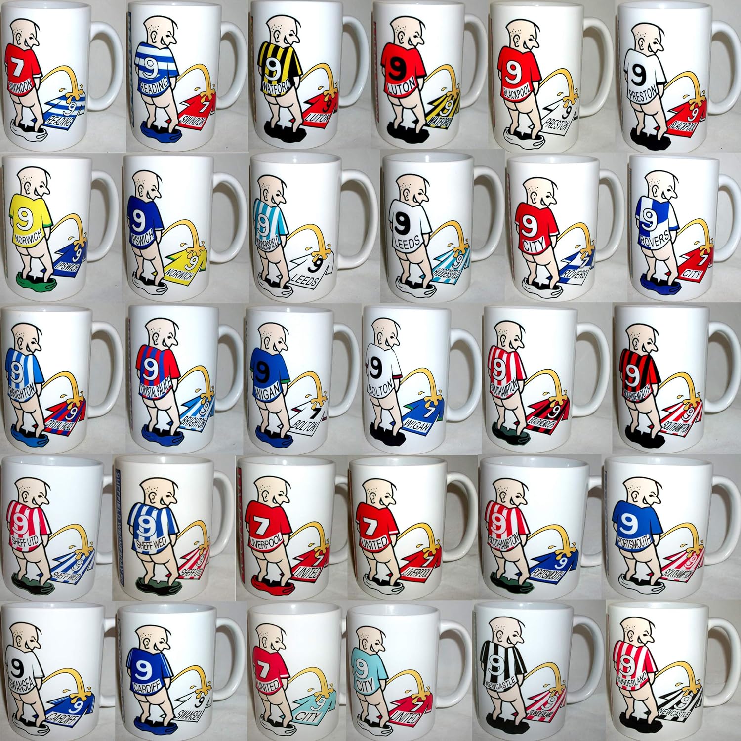 Wee On Funny Football Team Shirt London Fan Rivalry Tea Coffee Mug (Fulham weeing on Brentford)