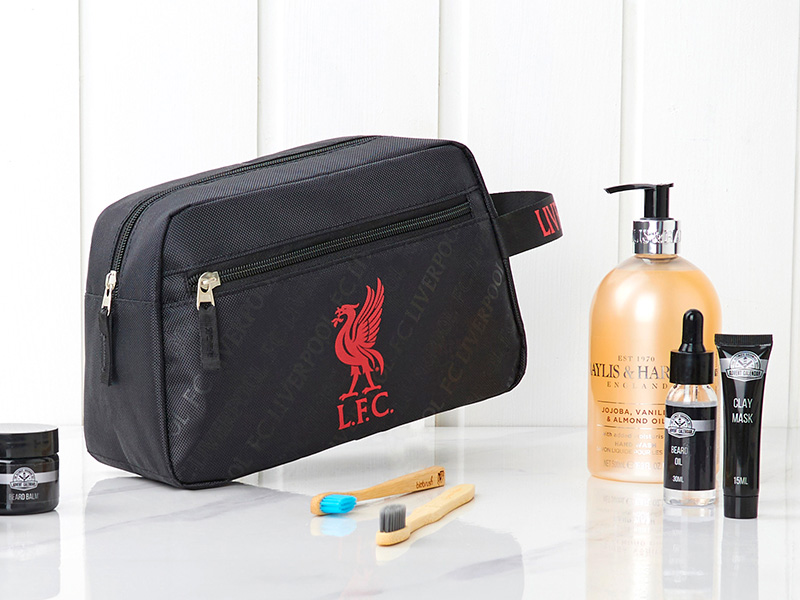 Liverpool F.C. Toiletry Bags for Men