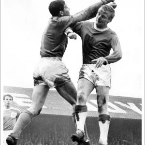 Media Storehouse Everton Football Club Print: Alex Young in Action 1964 - Print 10"x8" (25x20cm) (186948)